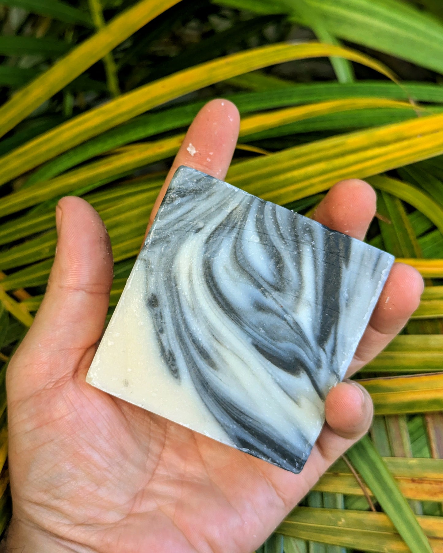 Sandalwood Patchouli Musk Charcoal